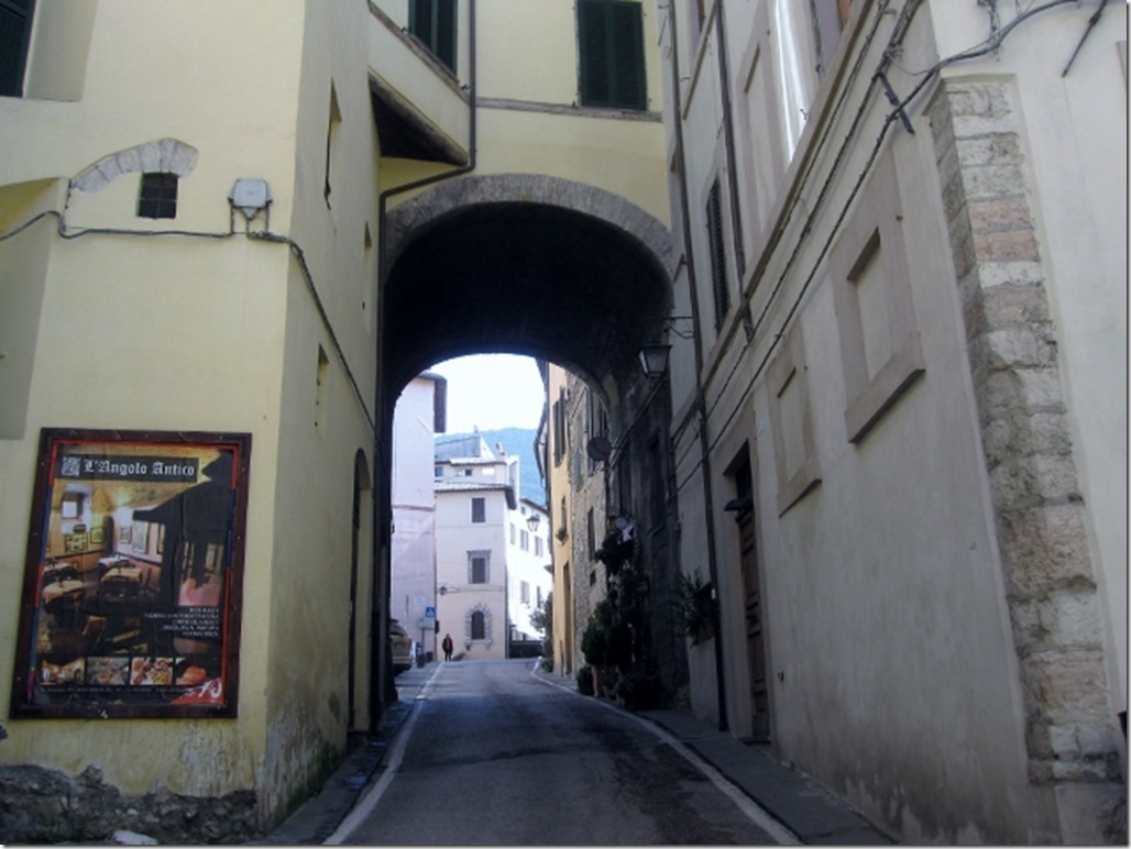 150319 Italy-Spoleto (1) (640x480)